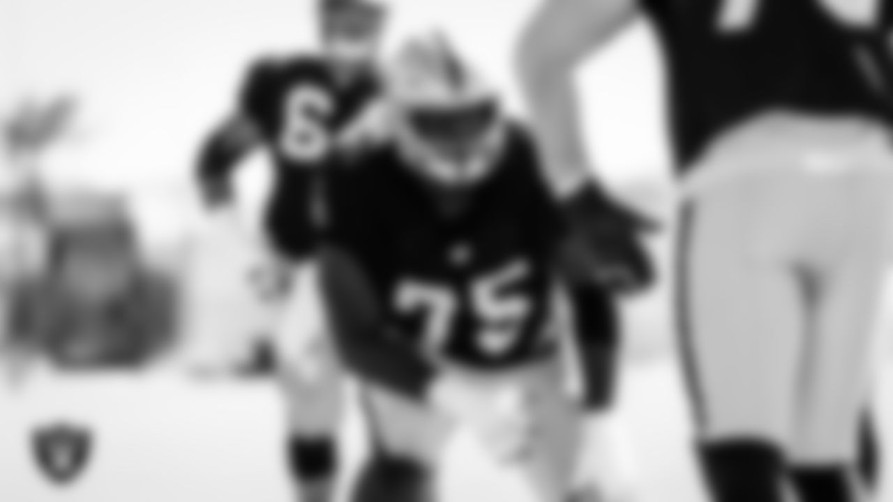 Las Vegas Raiders tackle Brandon Parker (75) during practice.
