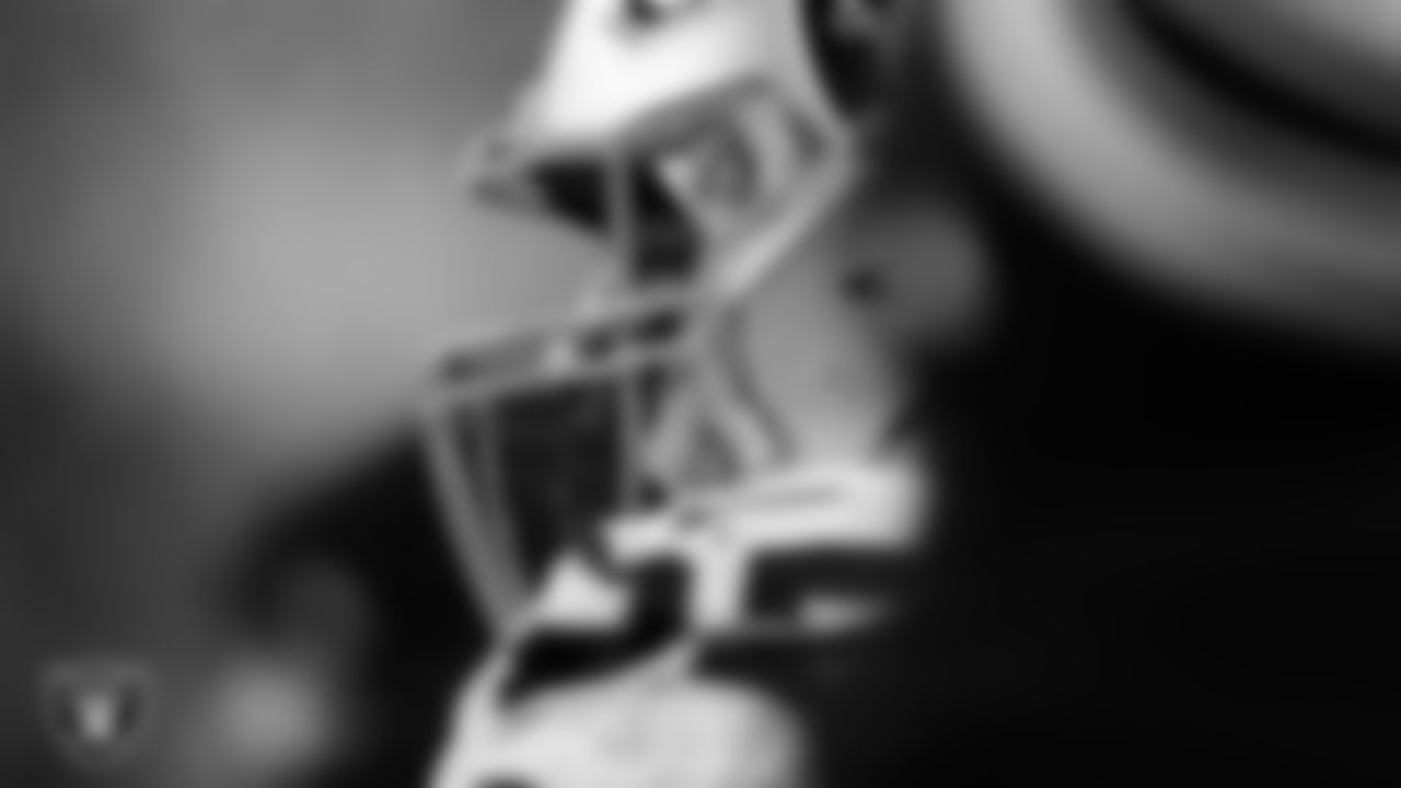 Las Vegas Raiders defensive tackle Andrew Billings (97) on the sidelines during the regular season away game against the Pittsburgh Steelers at Acrisure Stadium.
