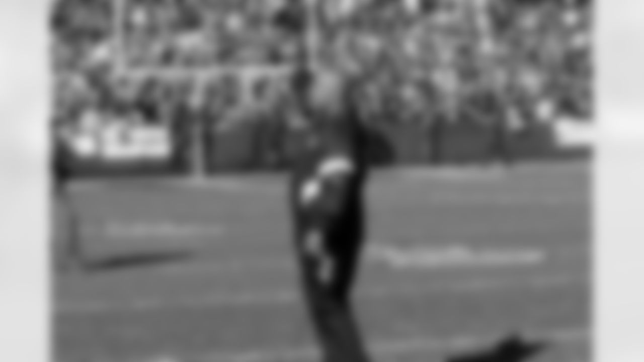 Head Coach Hue Jackson