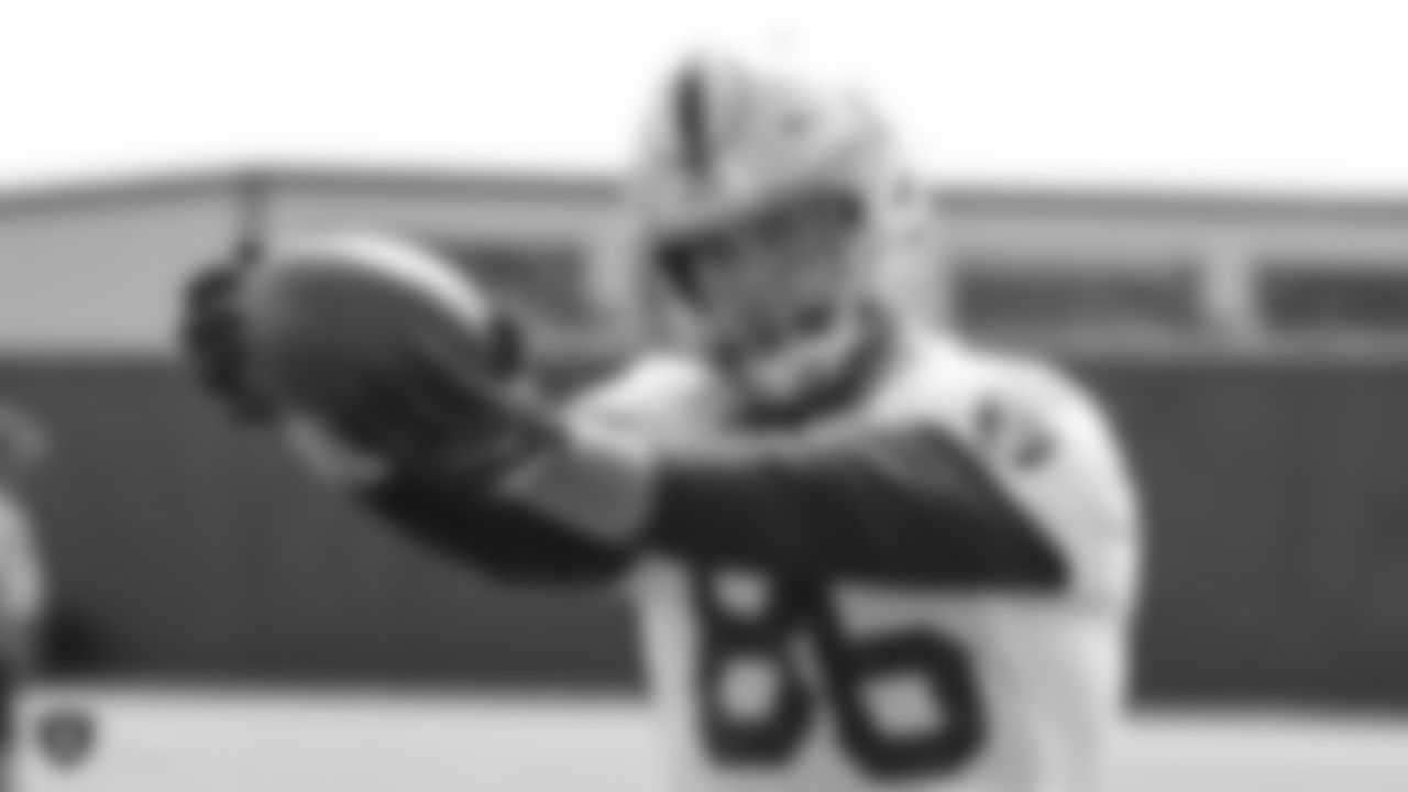 Oakland Raiders tight end Lee Smith (86) on the field for practice at The Oakland Raiders Practice Facility, Thursday, October 4, 2018, in Alameda, California.
