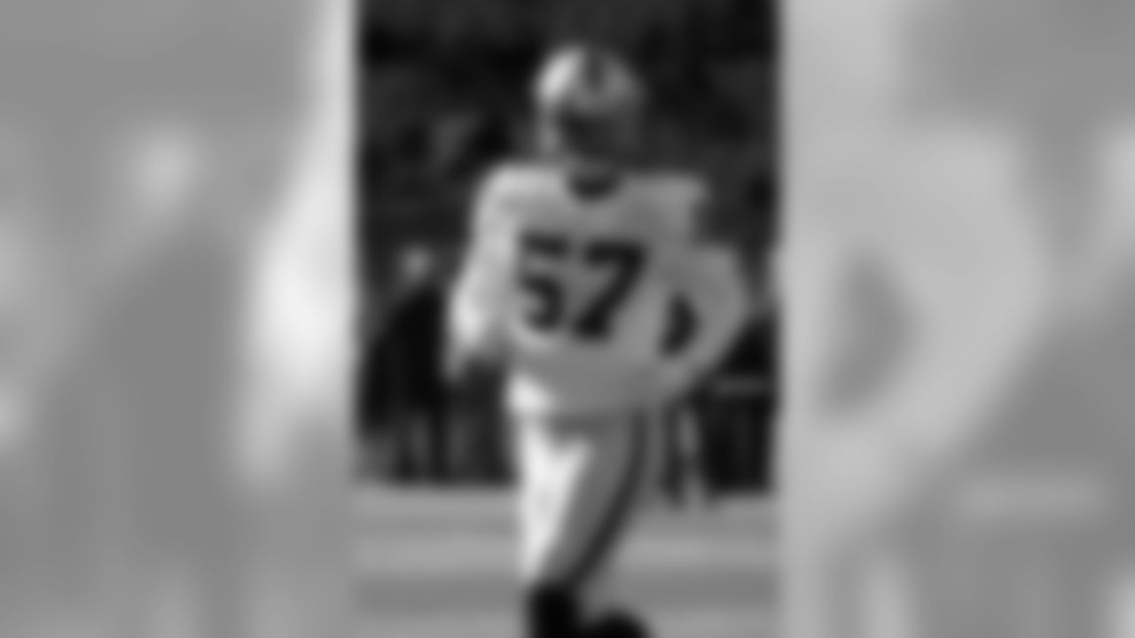 LB Ray-Ray Armstrong