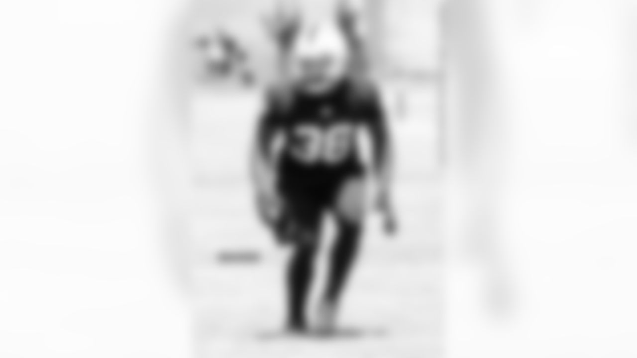 CB TJ Carrie