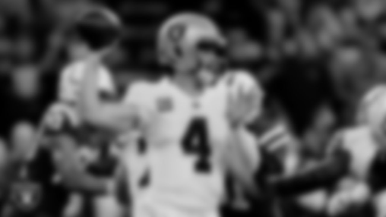 Las Vegas Raiders quarterback Derek Carr (4) during the regular season away game against the Indianapolis Colts.