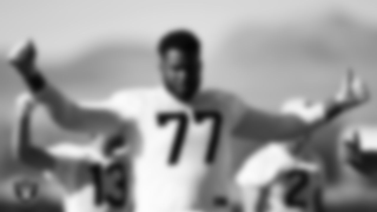 Las Vegas Raiders tackle Thayer Munford Jr. (77) at a workout during phase two of the offseason program.
