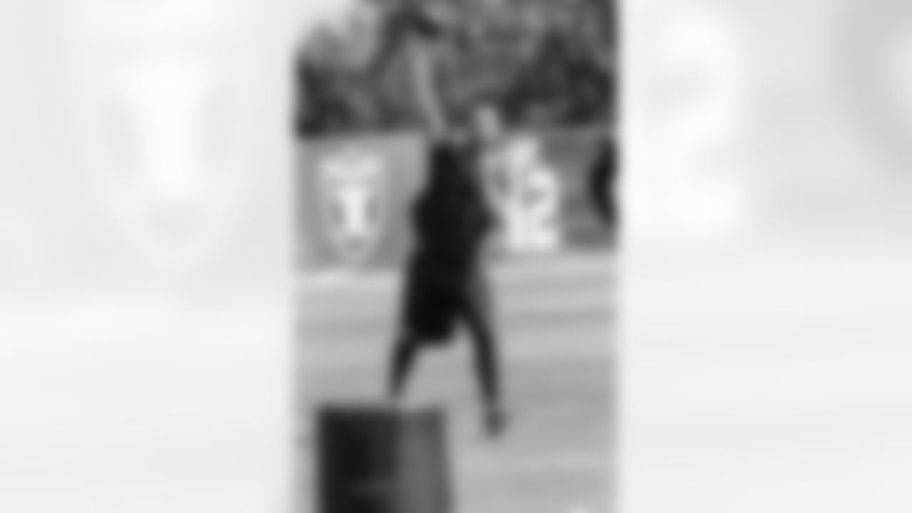Derek Carr