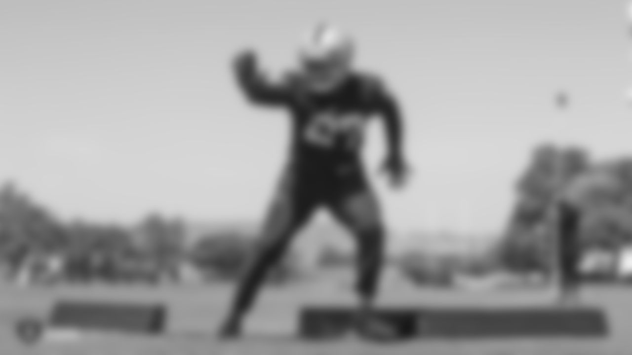 CB Trayvon Mullen