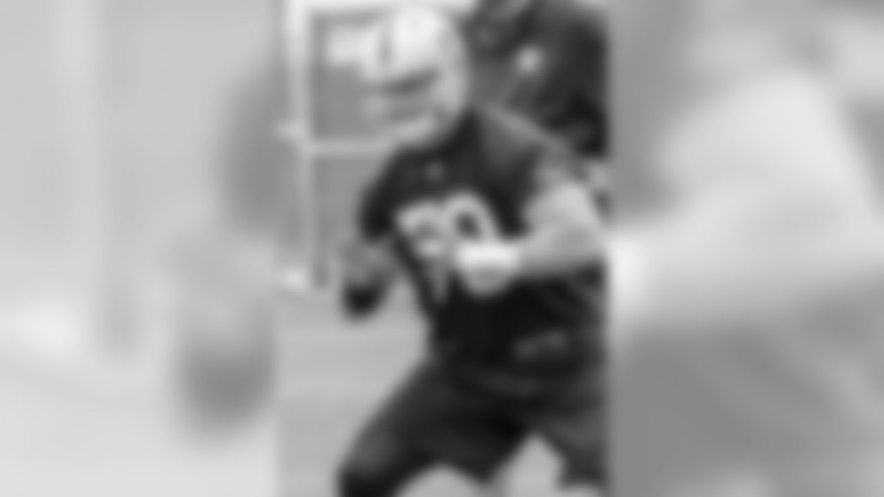 OL Tony Bergstrom