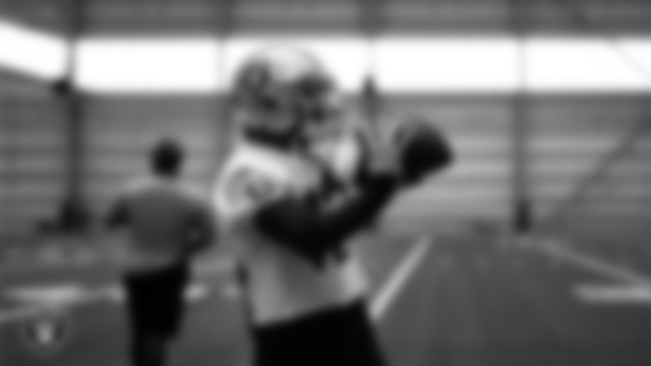WR Justin Hall