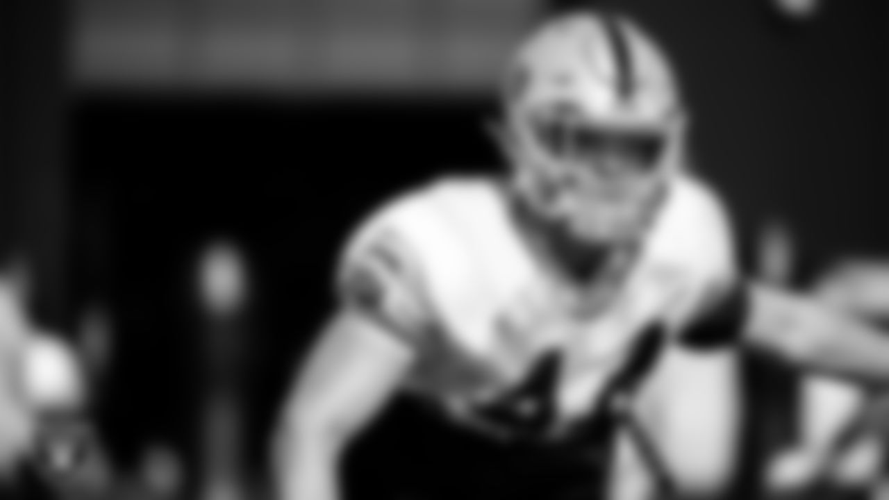 Las Vegas Raiders linebacker Nick Kwiatkoski (44) during practice.
