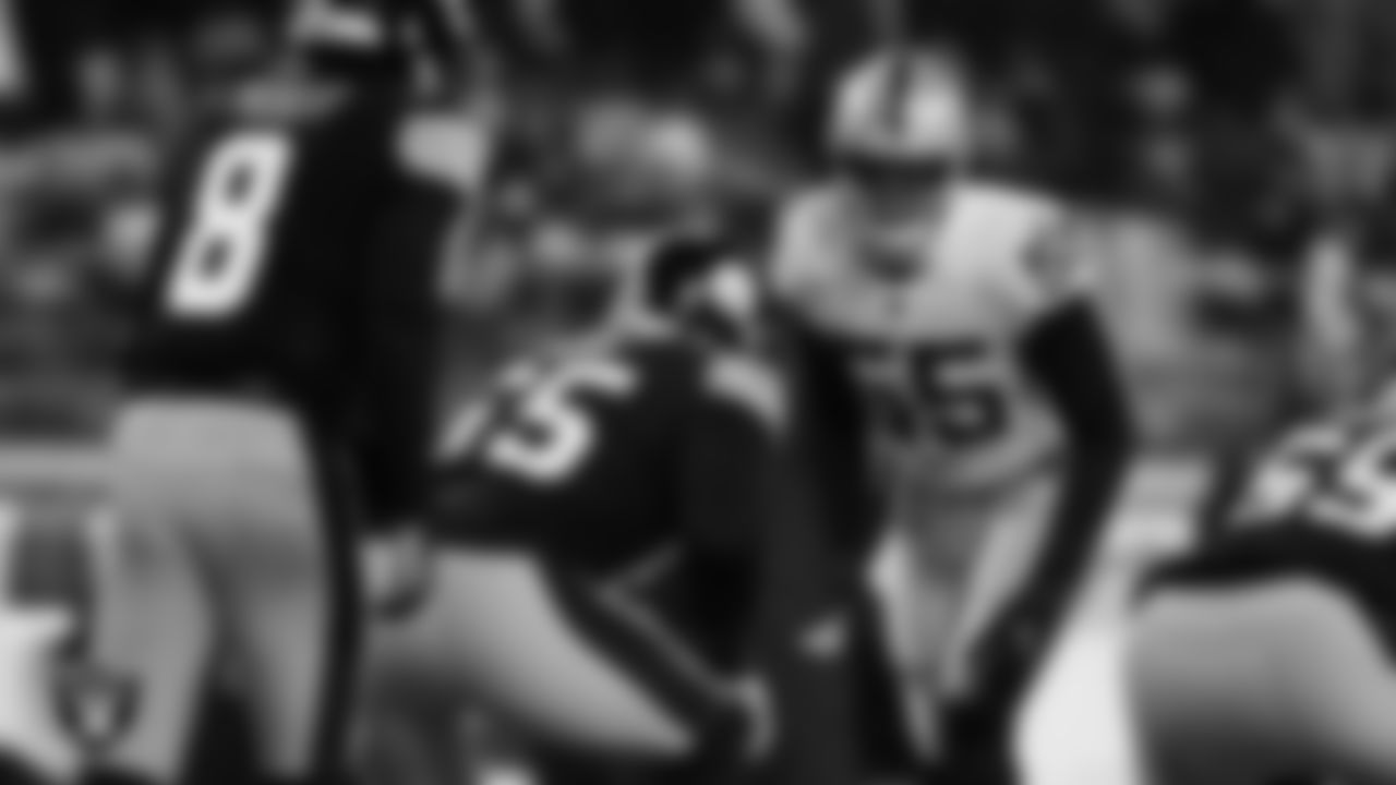 Las Vegas Raiders defensive end Chandler Jones (55) eyes the quarterback during the regular season away game against the Pittsburgh Steelers at Acrisure Stadium.