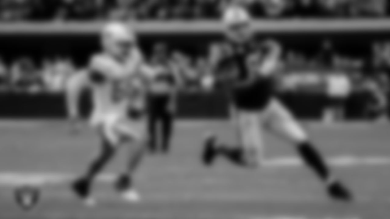 TE Darren Waller