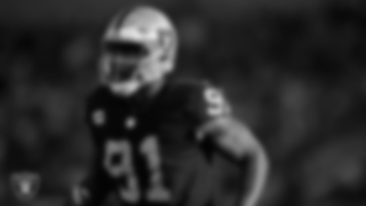 Las Vegas Raiders defensive end Yannick Ngakoue (91) on the field during the regular season away game against the Dallas Cowboys.