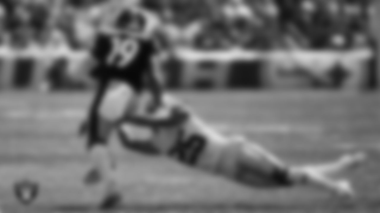 Las Vegas Raiders safety Tre'von Moehrig (25) goes to make a tackle during the regular season away game against the Pittsburgh Steelers at Heinz Field.