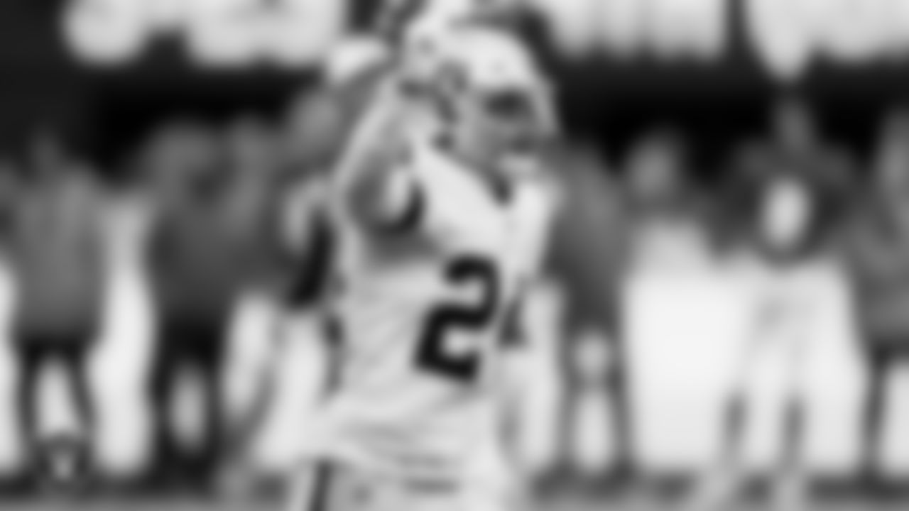 Las Vegas Raiders safety Johnathan Abram (24) during the regular season away game against the New York Giants.