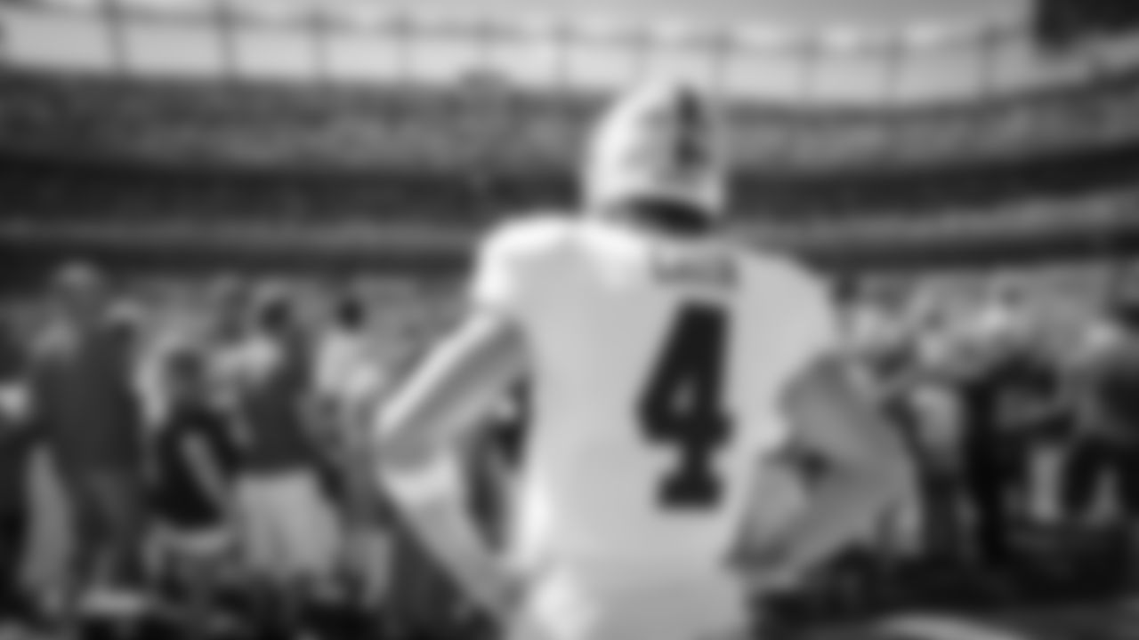 Raiders quarterback Derek Carr (4) before Week 2 at Broncos Stadium at Mile High, Sunday, September 16, 2018, in Denver, Colorado.