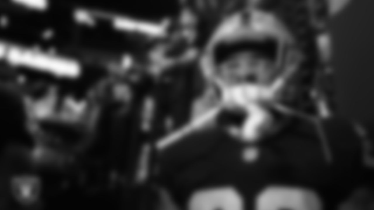 Las Vegas Raiders cornerback Keisean Nixon (22) waits to take the field before the regular season home game against the Los Angeles Chargers.