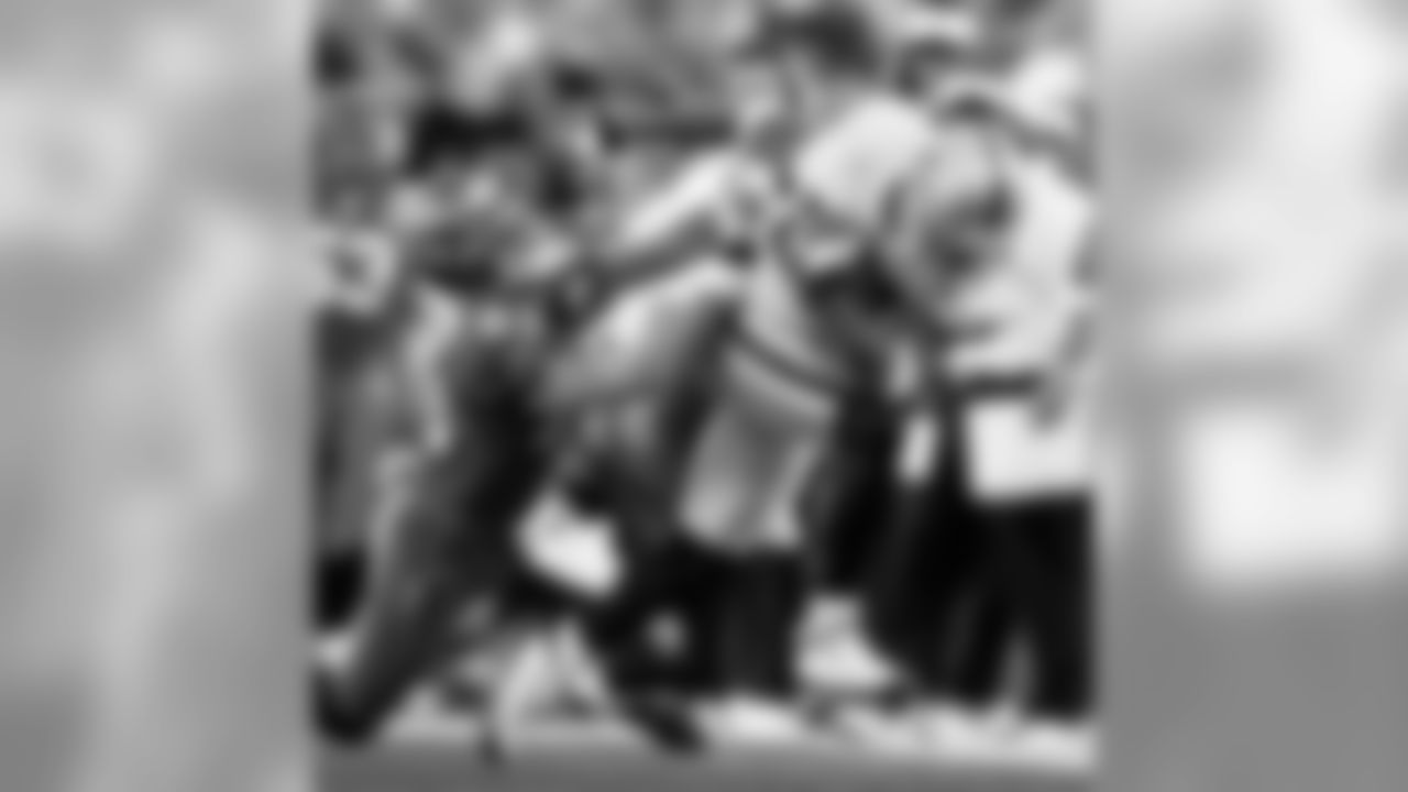 Lenny Ignelzi/Associated Press