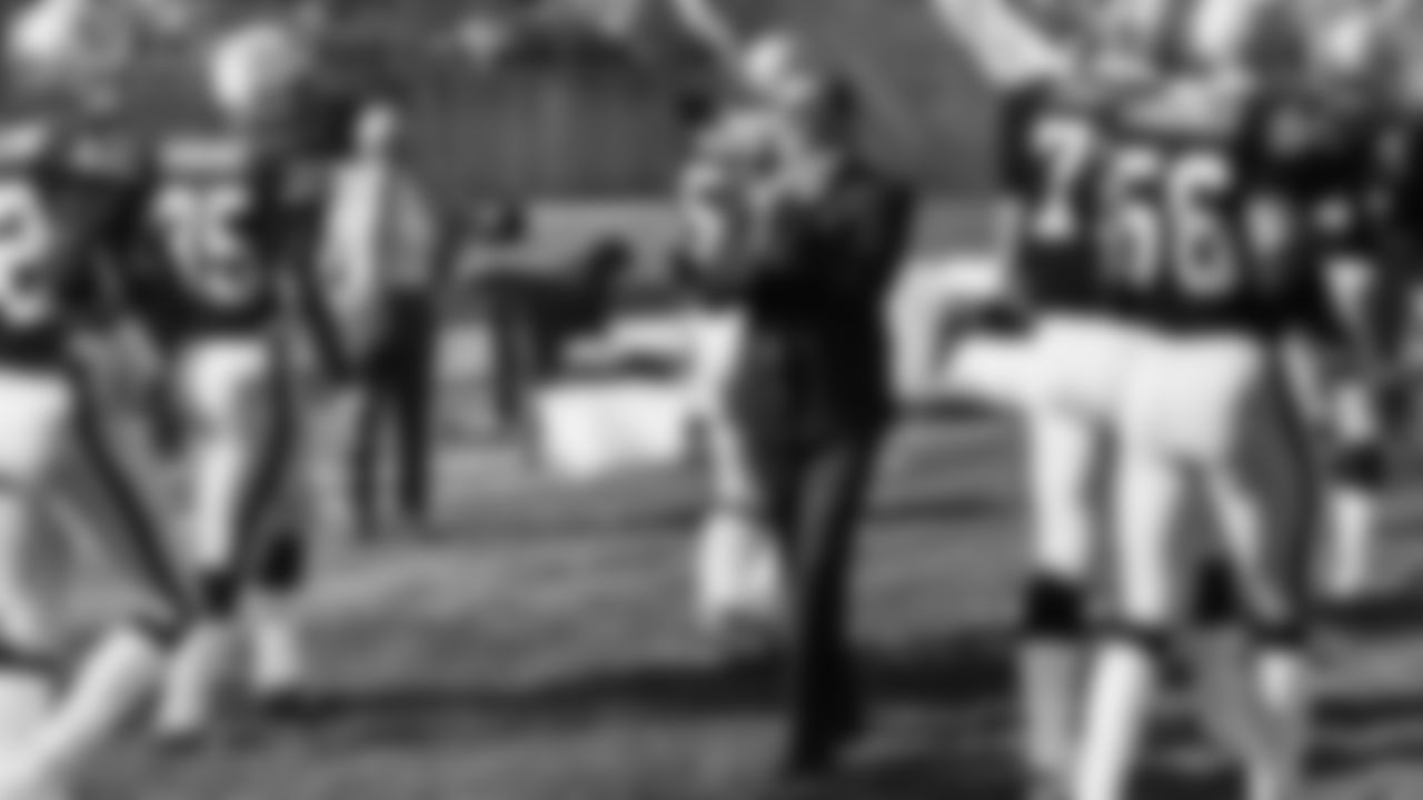Inducted into the Hall of Fame in 1992 as a team and league administrator, Al Davis helmed the Raiders to 29 winning seasons and 3 Super Bowl victories.