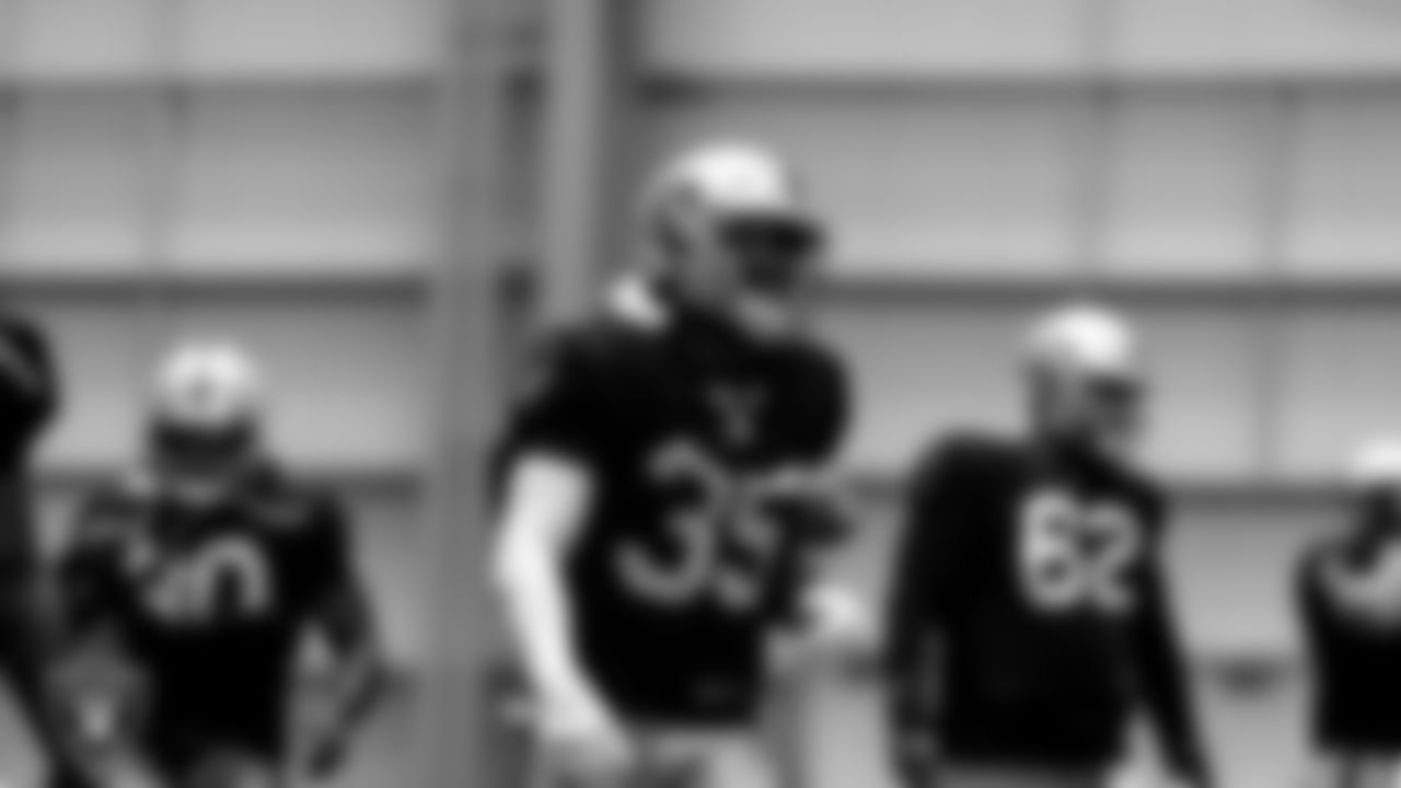 Las Vegas Raiders running back Theo Riddick (35) during practice.