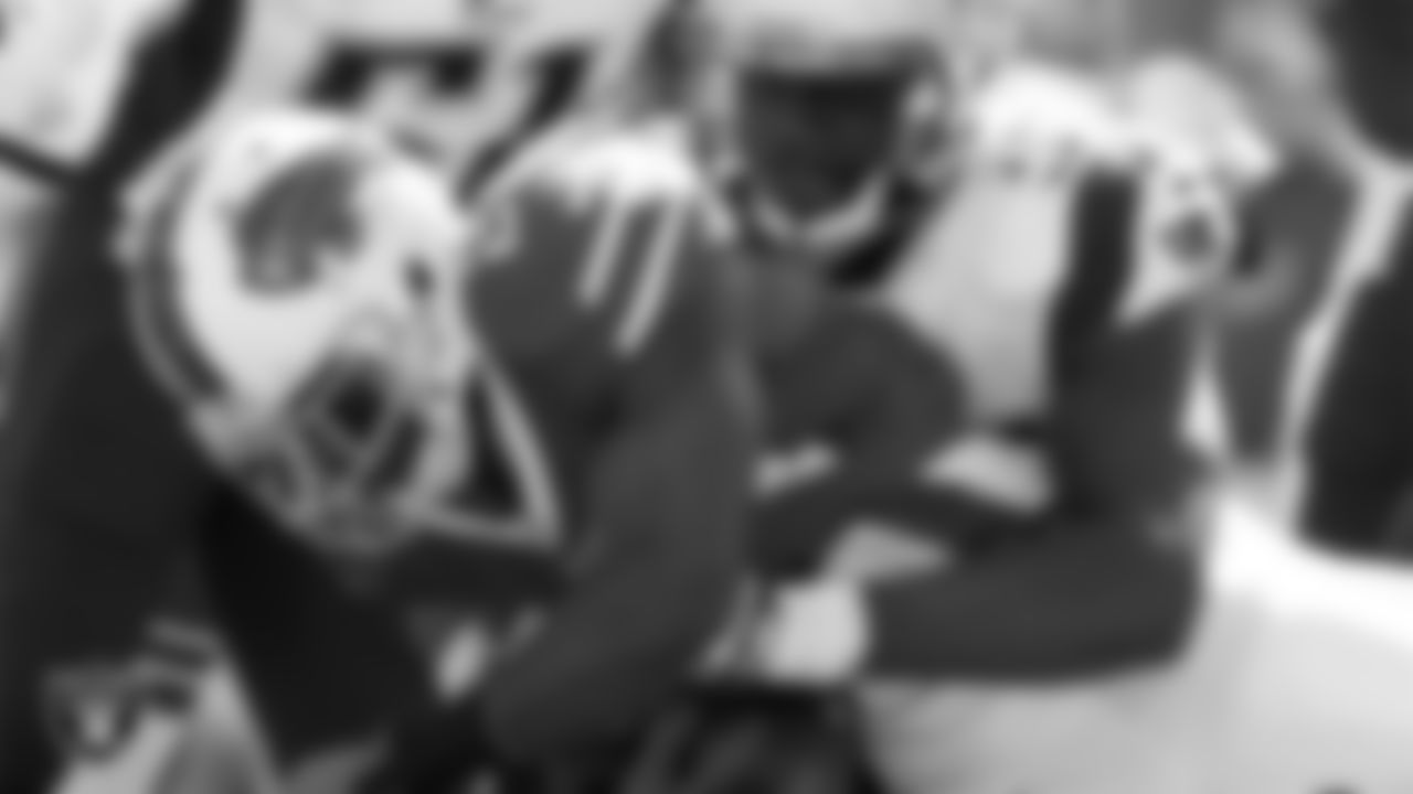 LB Chandler Jones
Previous teams: New England Patriots (2012–2015), Arizona Cardinals (2016–present)