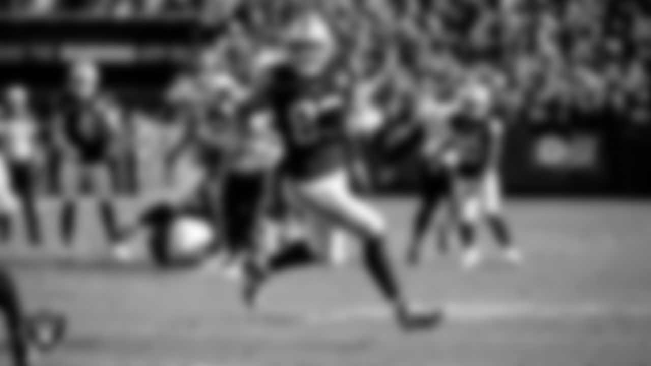 TE Darren Waller
