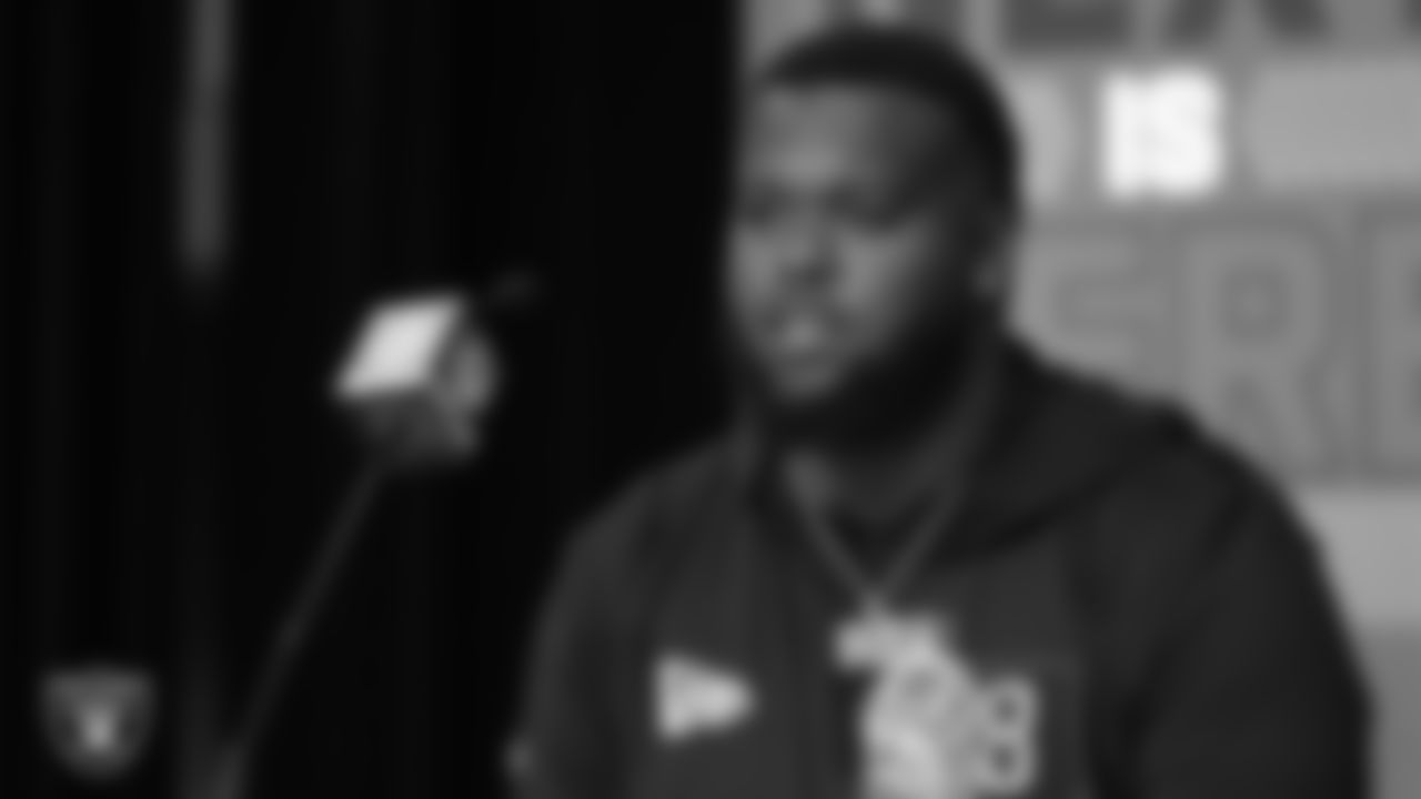 DL Neil Farrell Jr.
Fourth Round (126th overall)
LSU