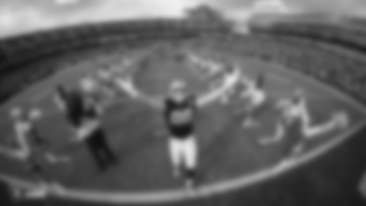 Raiders defensive end Maxx Crosby (98) is introduced onto the field before their regular season game against the Tennessee Titans.