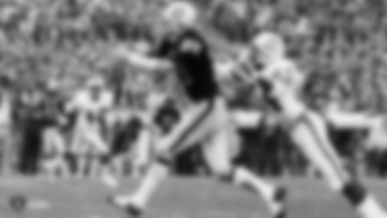 WR Fred Biletnikoff played in 190 games with 160 starts and caught 589 passes for 8,974 yards and 76 TDs. He was named MVP of Super Bowl XI and was later enshrined in the Pro Football Hall of Fame in 1988.
