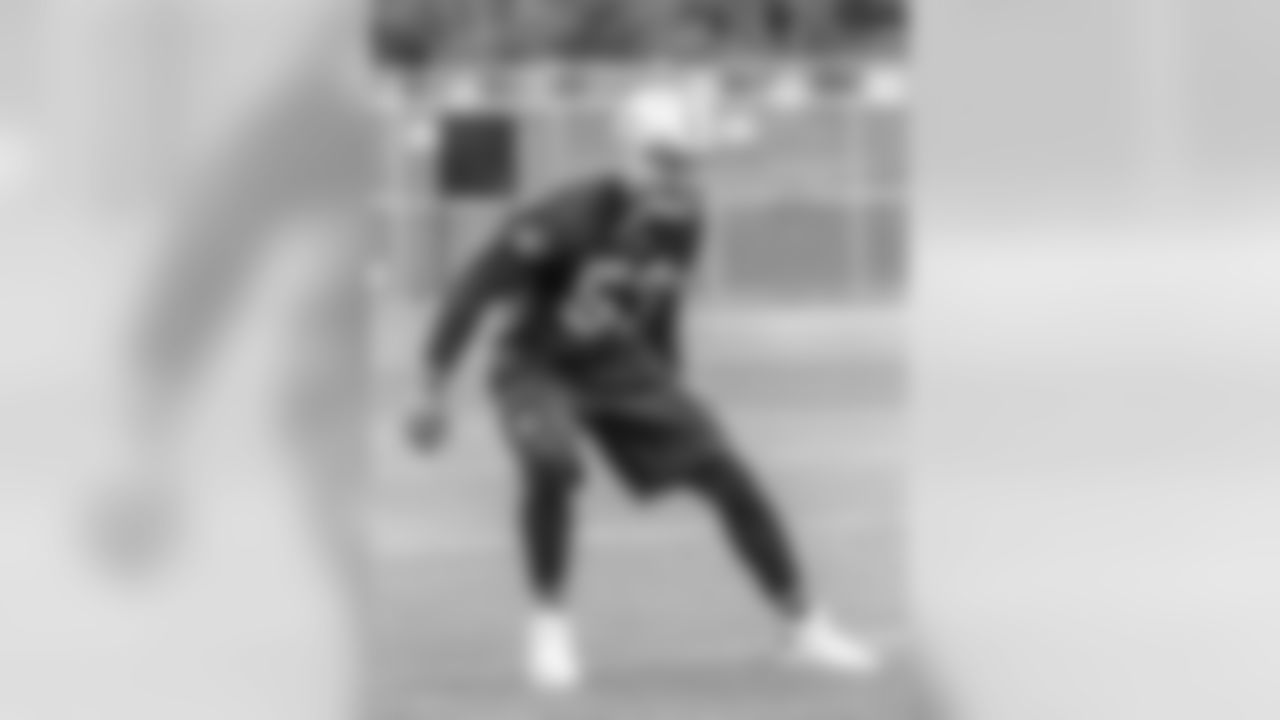 LB Malcolm Smith