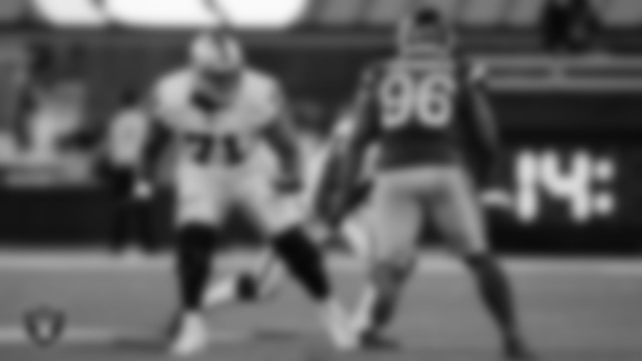 Las Vegas Raiders tackle Justin Herron (71) during the preseason away game against the Los Angeles Rams at Sofi Stadium.