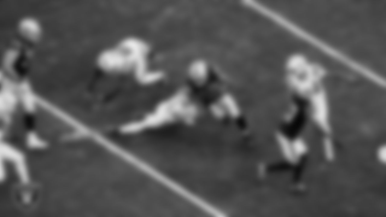 Las Vegas Raiders running back Josh Jacobs (28) rushes during the regular season home game against the Indianapolis Colts at Allegiant Stadium.