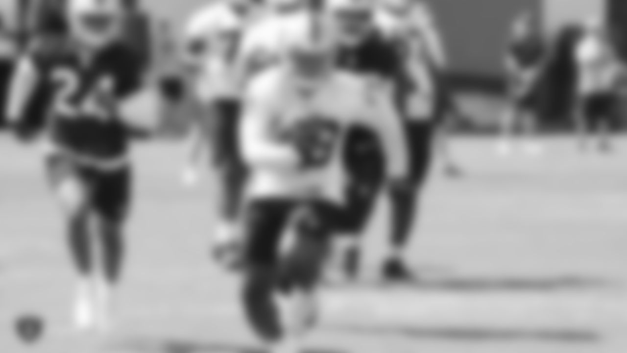 RB Josh Jacobs