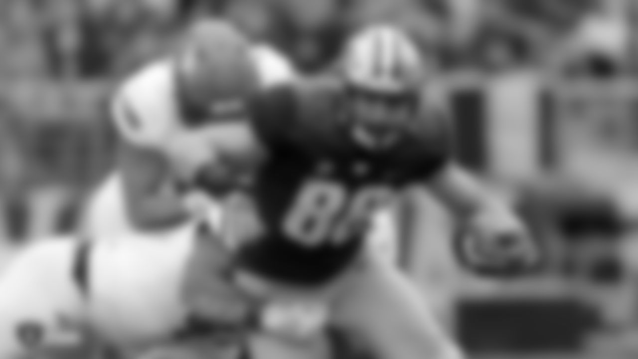 TE Drew Sample - Washington