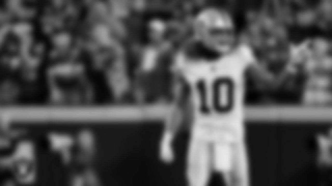 Las Vegas Raiders wide receiver Mack Hollins (10) during the regular season away game against the Kansas City Chiefs at GEHA Field at Arrowhead Stadium.