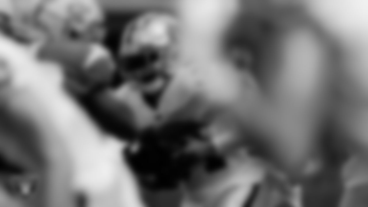 Las Vegas Raiders running back Brandon Bolden (34) during the regular season away game against the Los Angeles Chargers at SoFi Stadium.