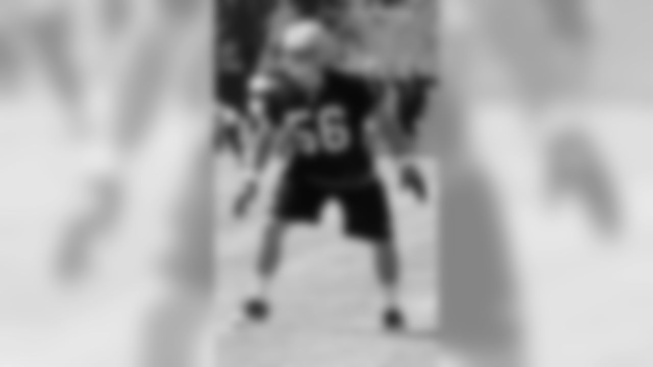 LB Miles Burris