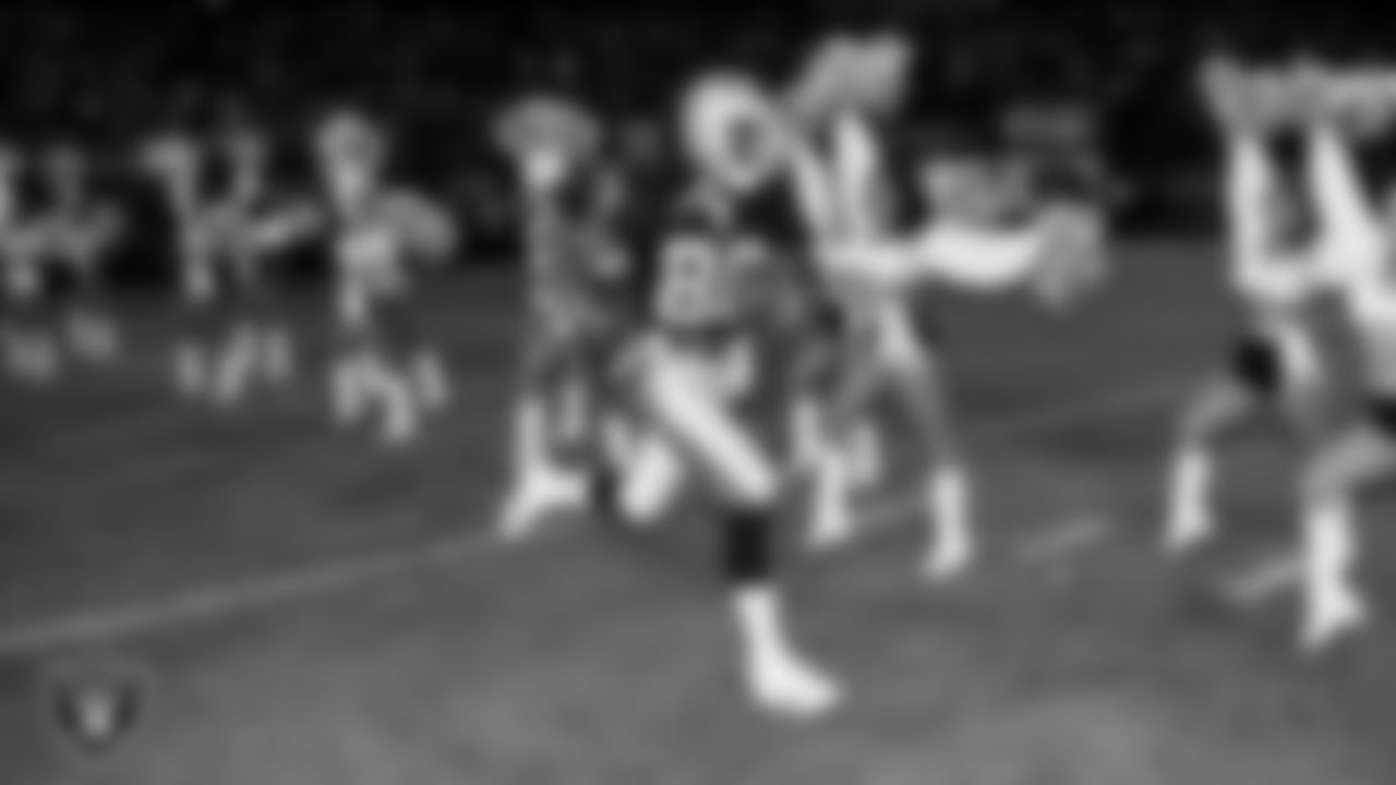 One of the most decorated players in NFL history, Rice joined the Raiders in 2001 and played in 54 games with 51 starts. Over four seasons with the Silver and Black, he caught 243 passes for 3,286 yards and 18 TDs. Rice was inducted into the Pro Football Hall of Fame in 2010.