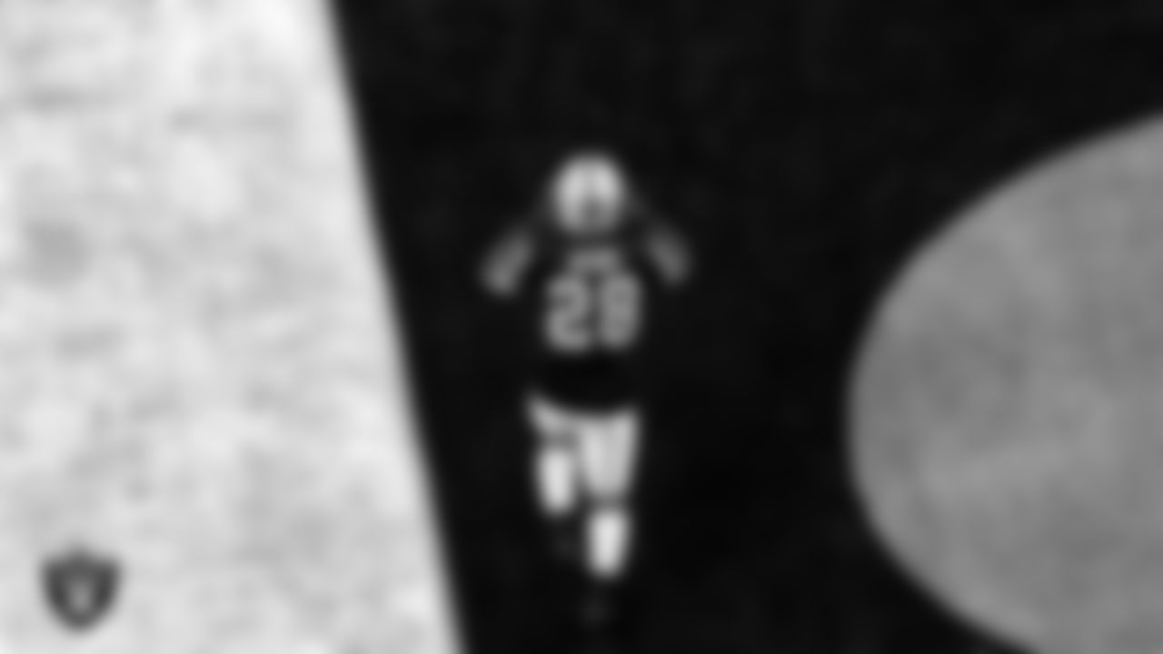 Las Vegas Raiders running back Josh Jacobs (28) warming up before the regular season home game against the Indianapolis Colts.