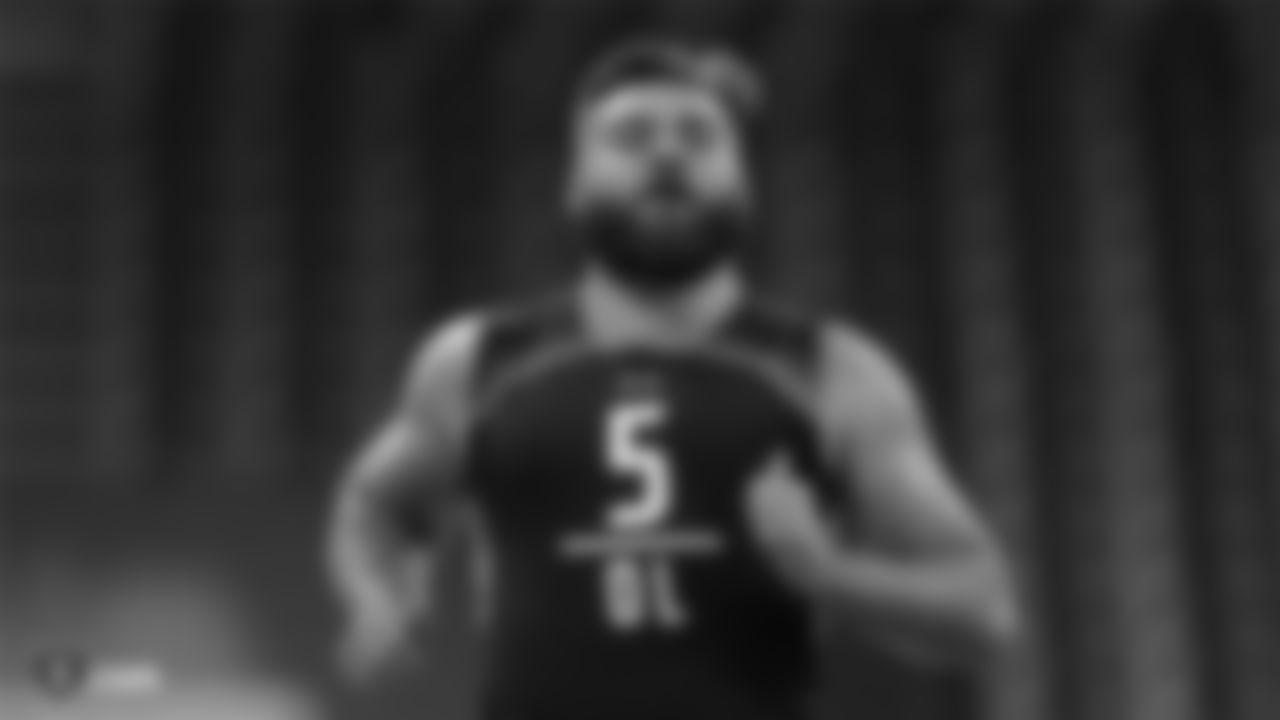 Penn State offensive lineman Ryan Bates runs the 40-yard dash during the 2019 Scouting Combine, Friday, Mar. 1, 2019 in Indianapolis, Ind.