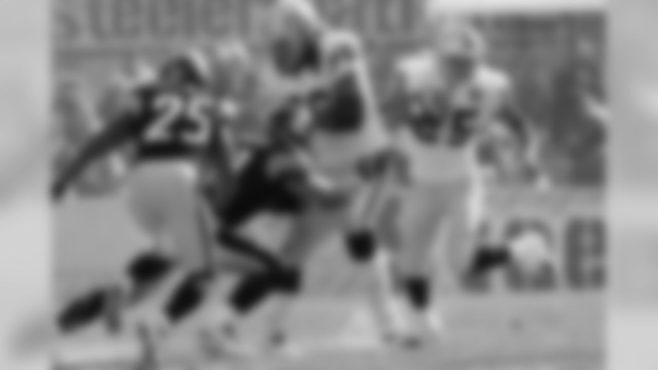 Raiders 27 Steelers 24