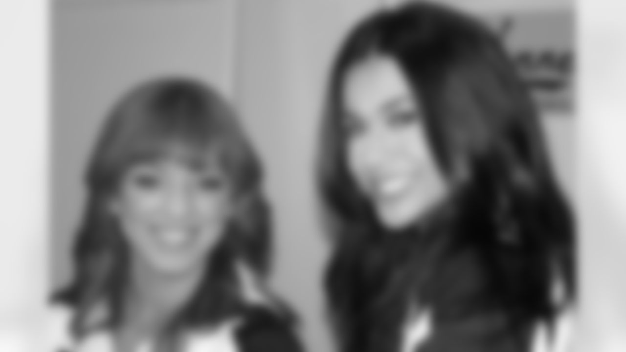 Raiderettes Angel and natalie pose for a photo at the Antenne Tirol radio studio.