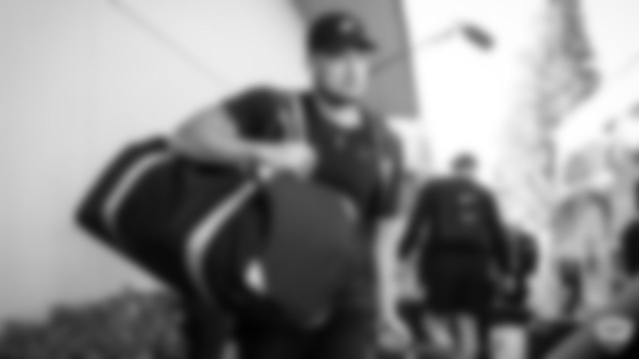 Oakland Raiders linebacker Koa Farmer (46) arrives for 2019 Training Camp.