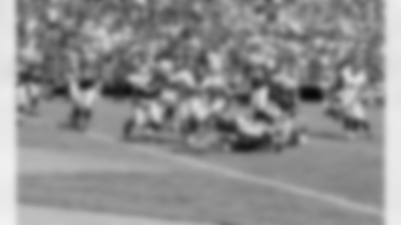 RB Darren McFadden dives for the end zone and is tackled short of the goal line.