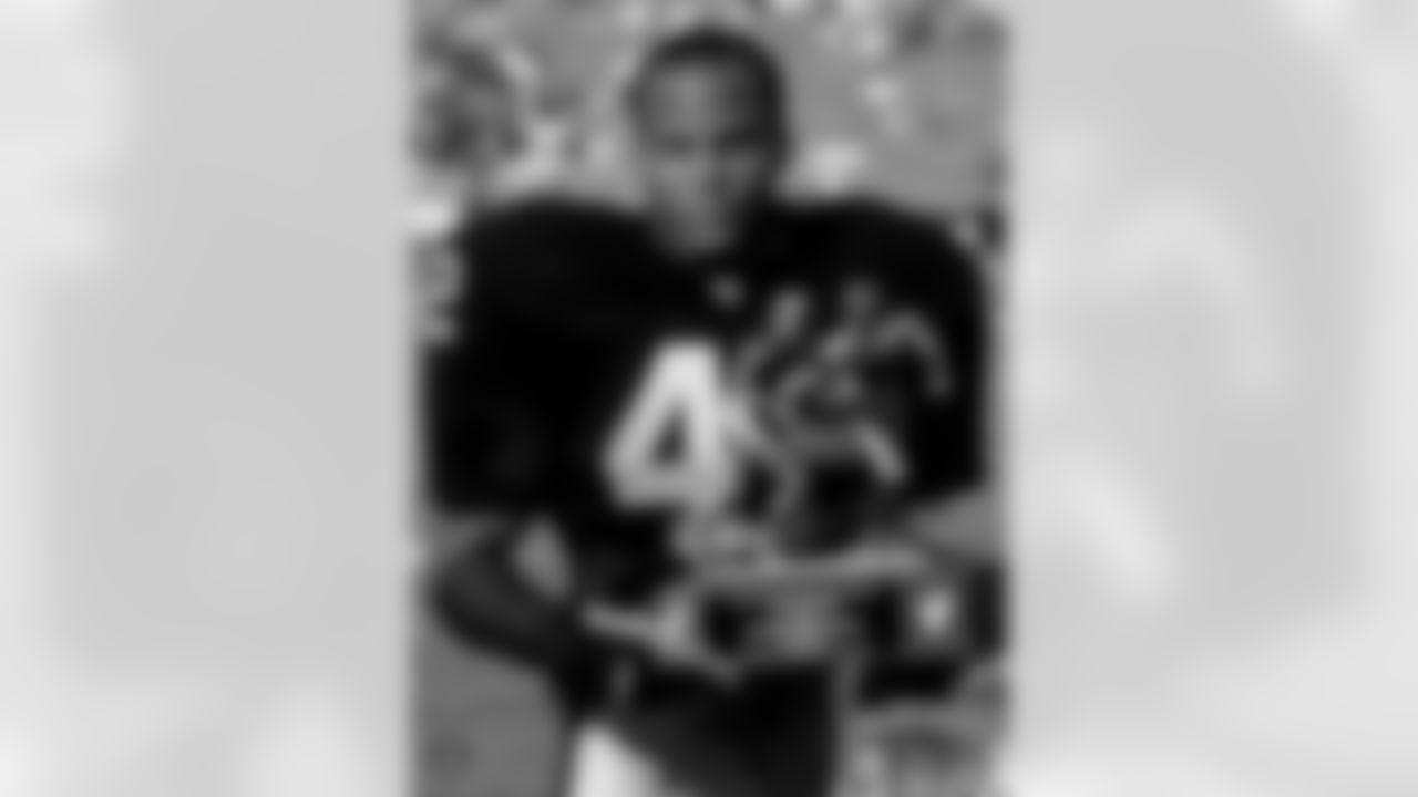 Ronnie Lott played in 32 games with 32 starts for the Raiders over 2 years in the Silver and Black. He recorded 196 tackles, 9 interceptions, 2 forced fumbles and 2 fumble recoveries. Lott was inducted into the Pro Football Hall of Fame in 2000.