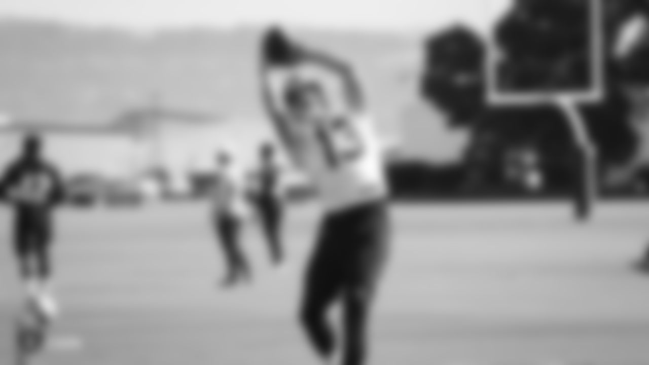 Raiders wide receiver Hunter Renfrow (13) makes a catch during practice.