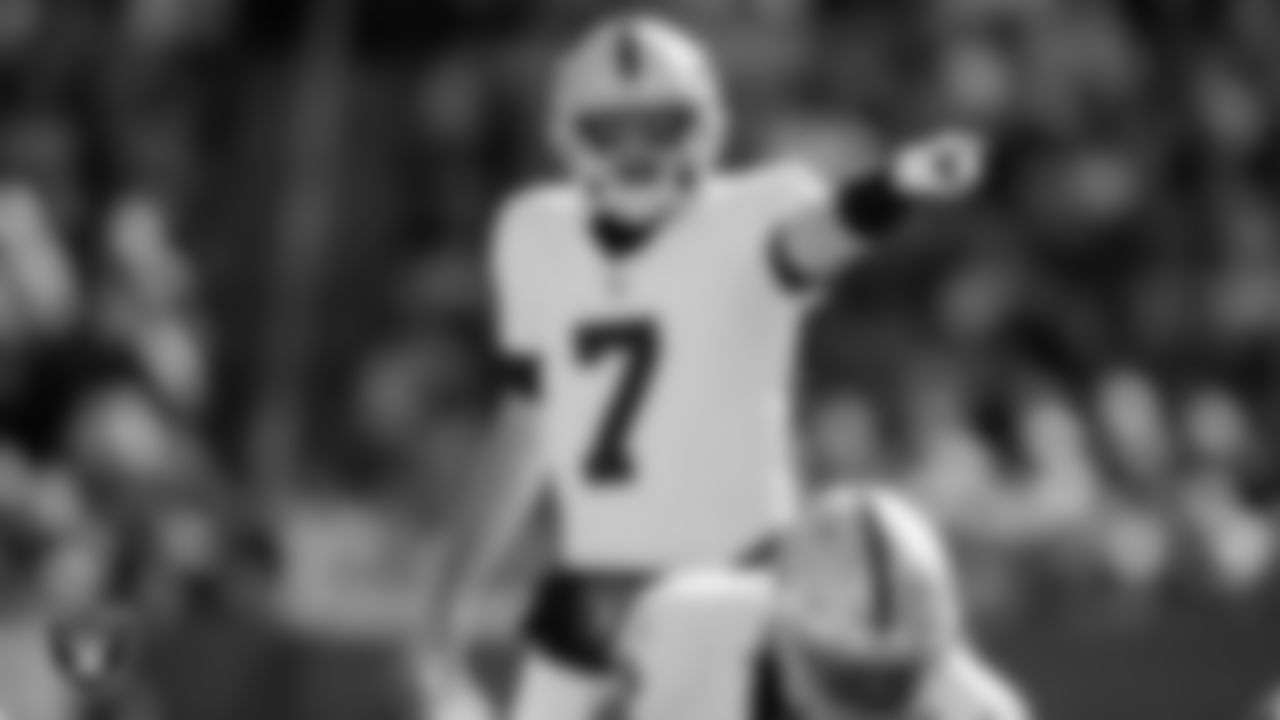 Las Vegas Raiders quarterback Brian Hoyer (7) during the regular season away game against the Chicago Bears at Soldier Field.