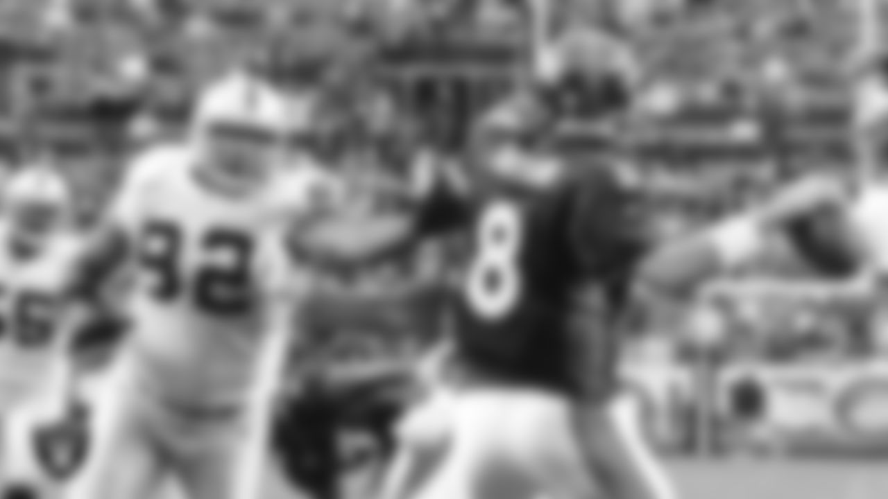 Richard Seymour played in 53 games with 52 starts during his four years with the Raiders. Seymour recorded 18.5 sacks, forced one fumble and recovered two fumbles in the Silver and Black.