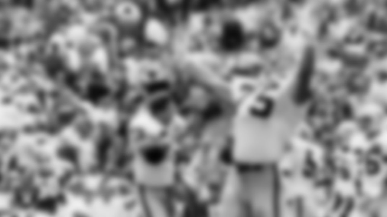 The Raiders selected Howie Long in the 2nd round of the 1981 NFL Draft. During his 13 years with the Raiders, Long played in 179 games with 151 starts and recorded 84 sacks, two interceptions, and 10 fumble recoveries. He was selected to play in eight Pro Bowls, named 1st Team All-Pro twice, and was named defensive player of the year in 1985. Long was inducted into the Pro Football Hall of Fame in 2000.