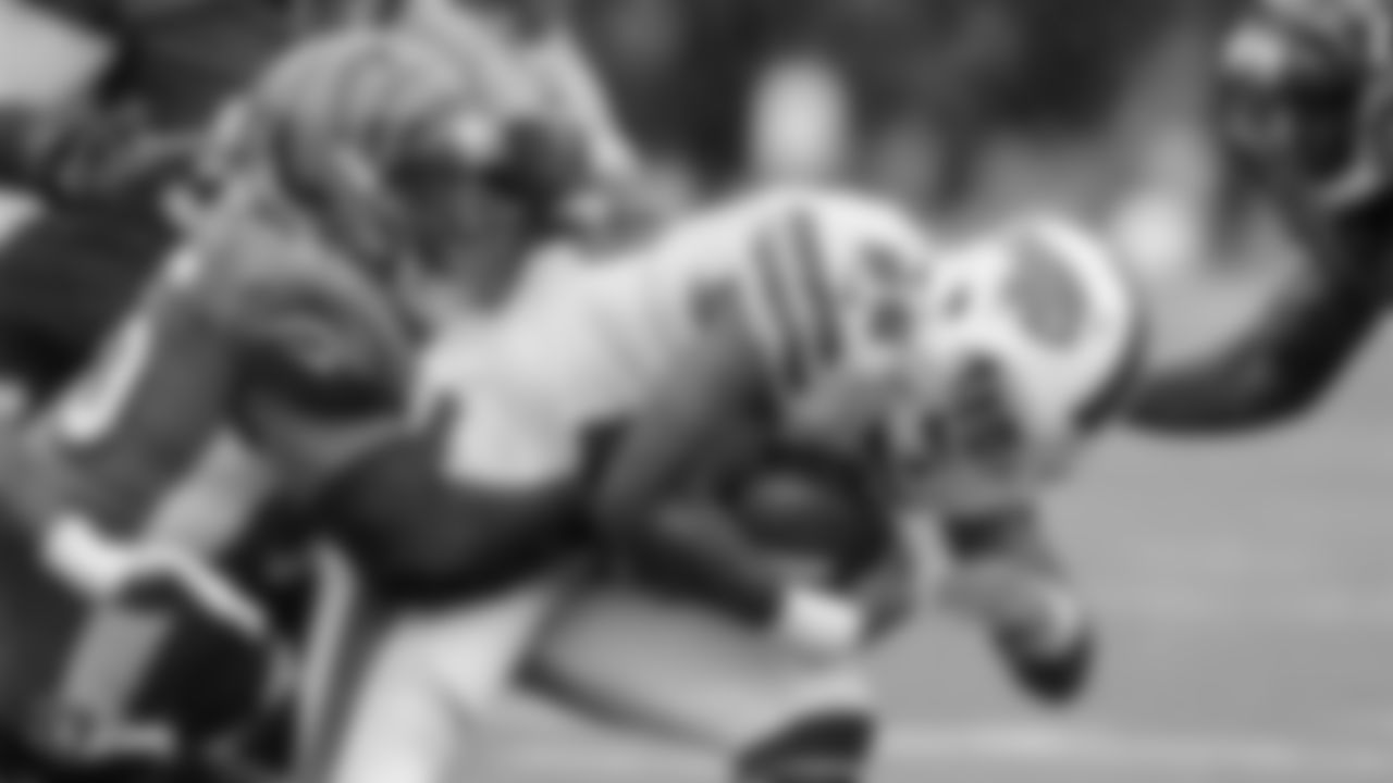 LB Vontaze Burfict