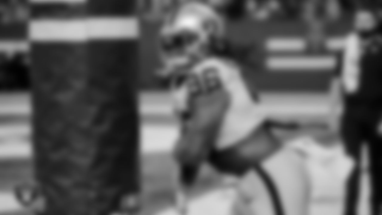 Las Vegas Raiders defensive tackle Darius Philon (96) warming up before the regular season away game against the Indianapolis Colts.